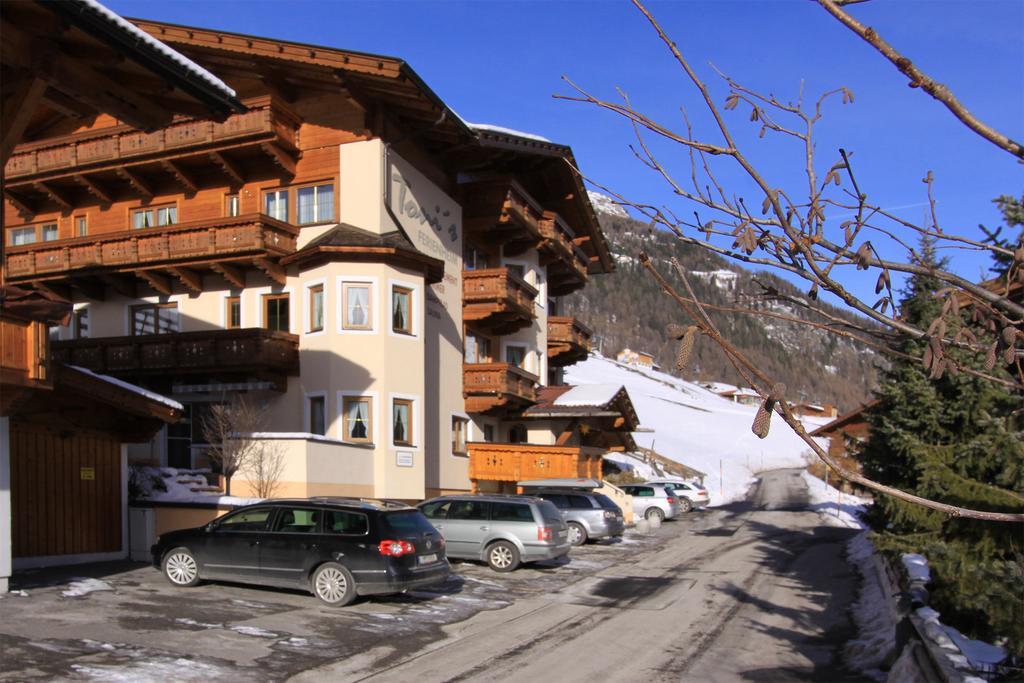 Tonis Ferienheim Apartamento Sölden Exterior foto